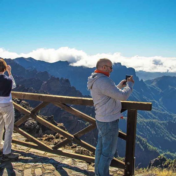 Mirador los Andenes Caldera de Taburiente La Palma y Roque de Los Muchachos